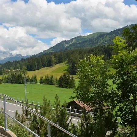 Apartment Saanenmoser Sleeps 6 Wifi *
